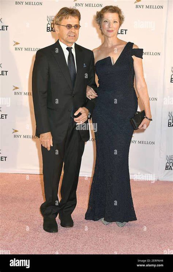 Lisa Rinehart (Mikhail Baryshnikov Wife) Age and Biography